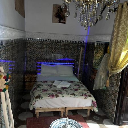 Riad Abqari Youssefi เฟส ภายนอก รูปภาพ