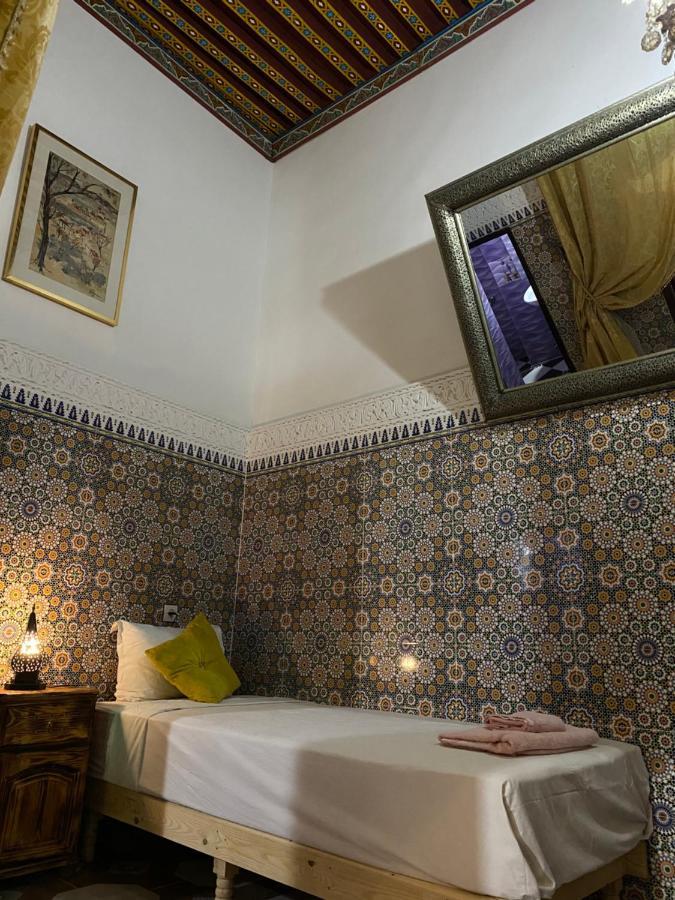 Riad Abqari Youssefi เฟส ภายนอก รูปภาพ