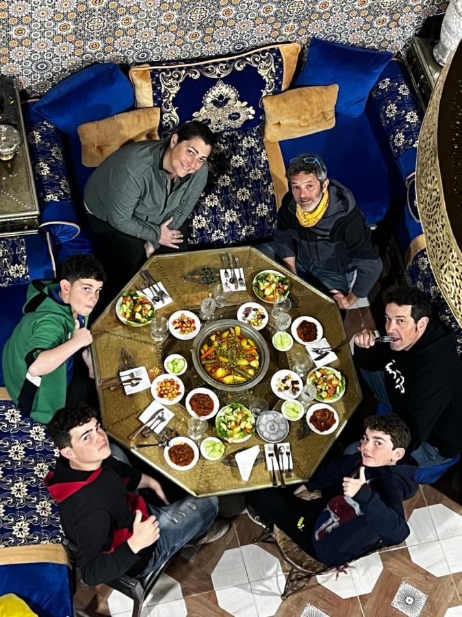 Riad Abqari Youssefi เฟส ภายนอก รูปภาพ