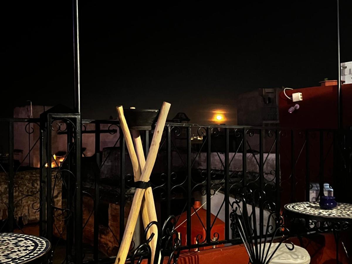 Riad Abqari Youssefi เฟส ภายนอก รูปภาพ