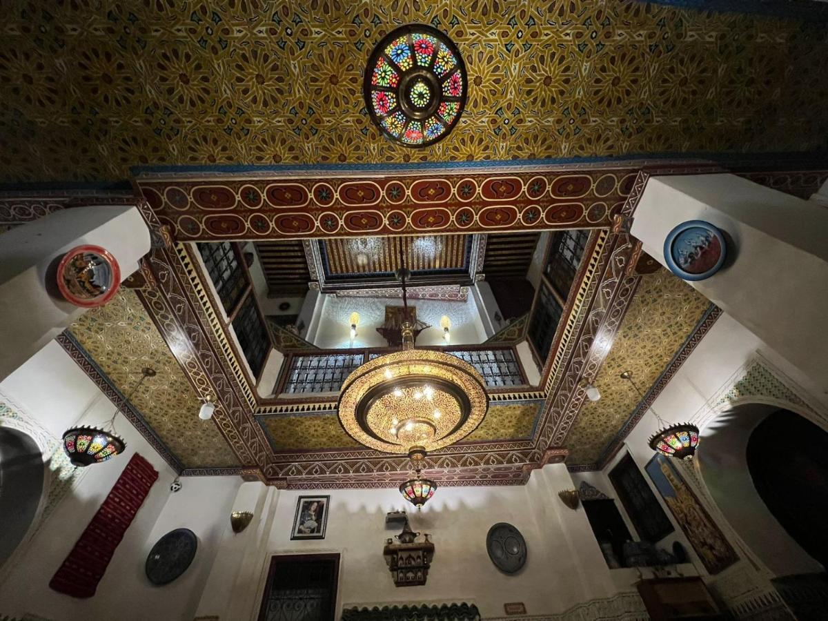 Riad Abqari Youssefi เฟส ภายนอก รูปภาพ