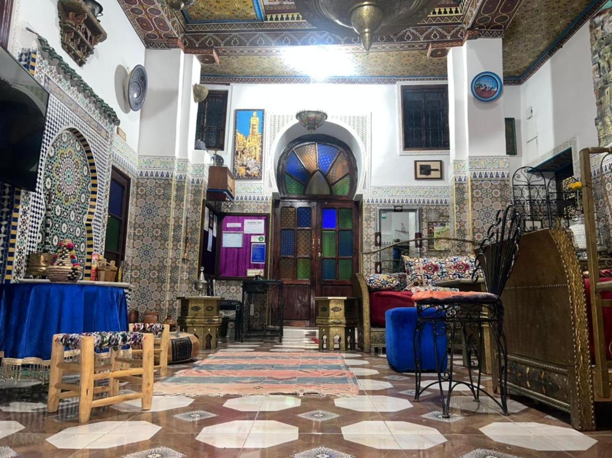 Riad Abqari Youssefi เฟส ภายนอก รูปภาพ