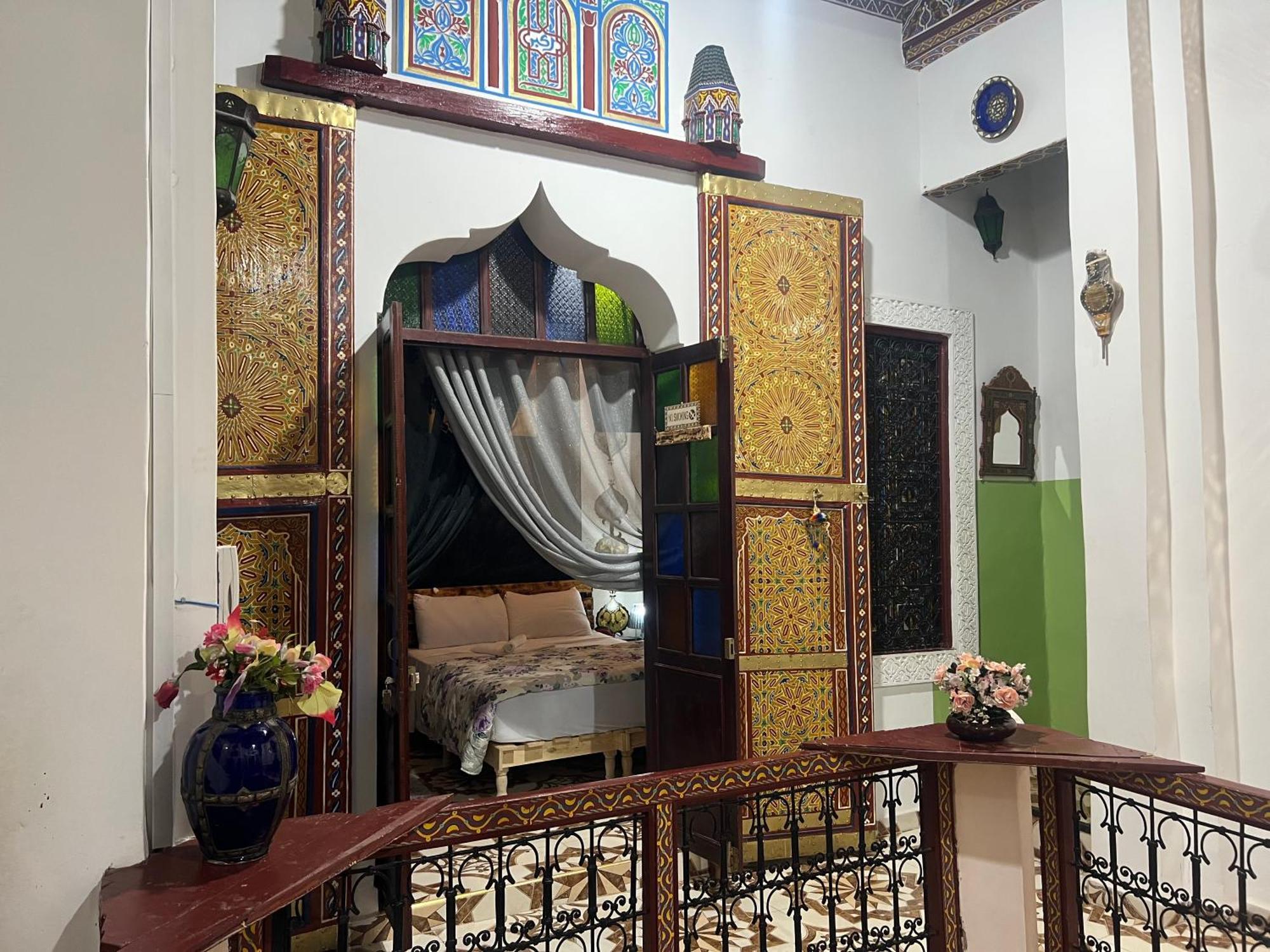Riad Abqari Youssefi เฟส ภายนอก รูปภาพ